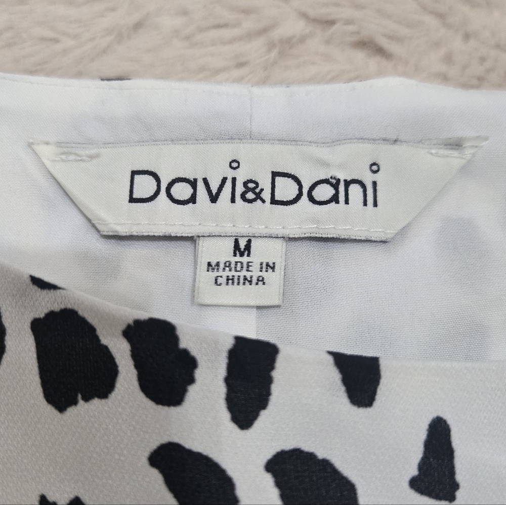 DAVI & DANI Black and White Dalmatian Spotted Lace Sleeve Dress, Size Medium - Picture 2 of 8